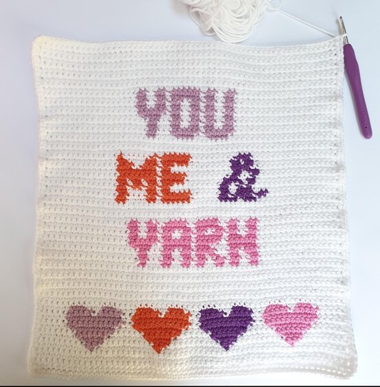 love_banner_yarn_step_1.jpg?sw=554&q=85
