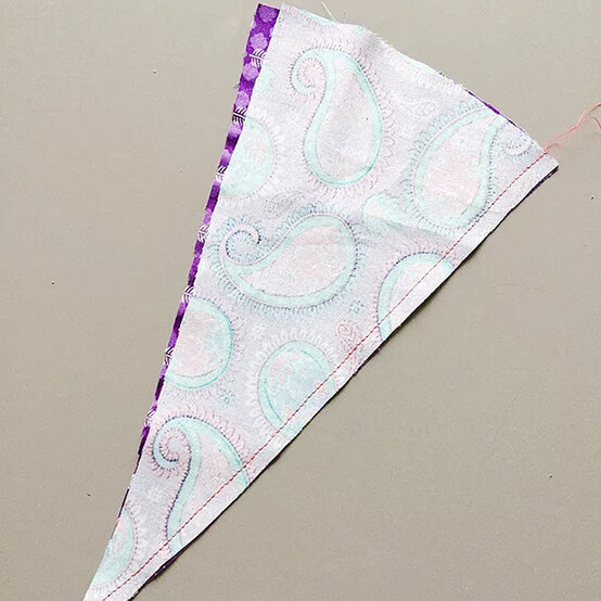 sprocket-cushion-step7.jpg?sw=554&q=85