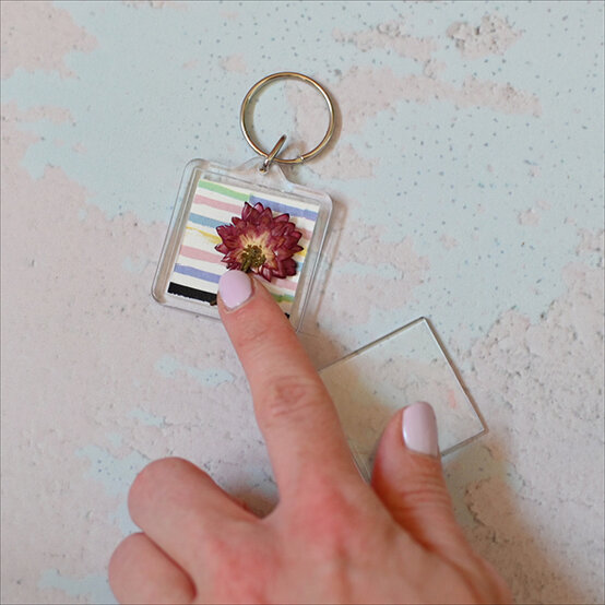 crafts-for-international-friendship-day20.jpg?sw=554&q=85