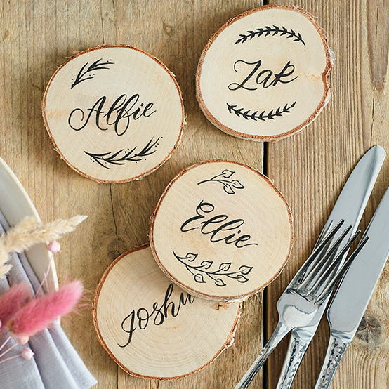 idea%5Fmodern%2Dcalligraphy%2Dplace%2Dcards%5Fhero.png?sw=554&q=85