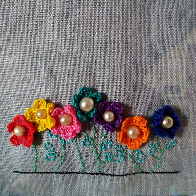 artisan-becca-newington-crochet-embroidery-flower-rainbow.jpg?sw=680&q=85
