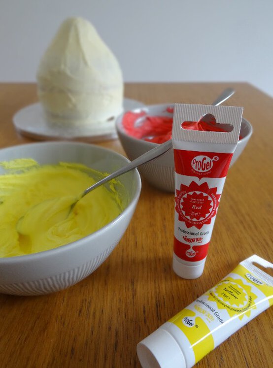 hat-7.jpg?sw=554&q=85