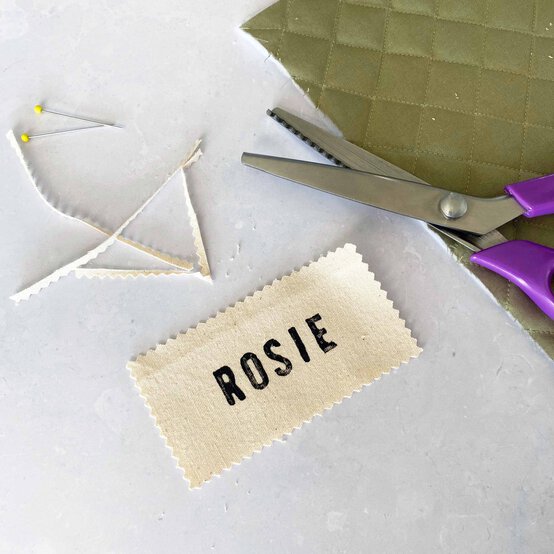 Idea_how-to-make-a-quilted-stocking_step8b.jpg?sw=554&q=85