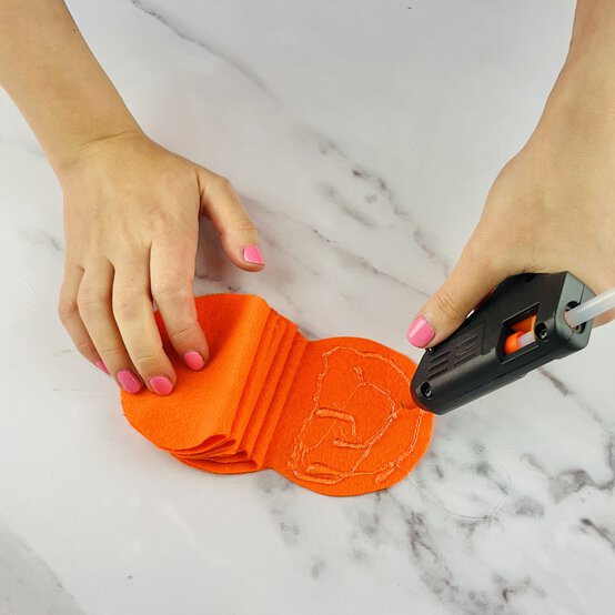 Felt-Pumpkin-9.jpg?sw=554&q=85