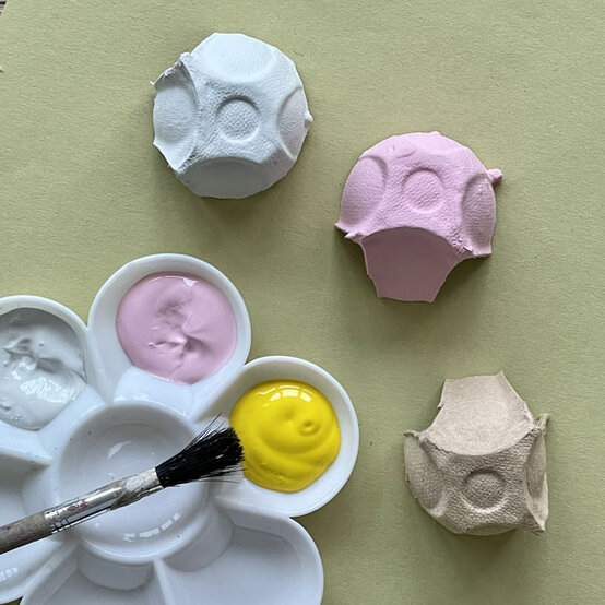 easter-animals_step-1b.jpeg?sw=554&q=85