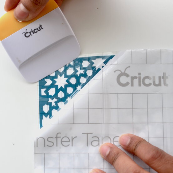 vinyl_tile_tray_8.jpg?sw=554&q=85