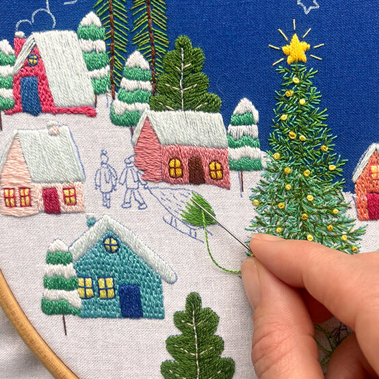festive%5Fvillage%5Fstitch%5Falong%2Dweek%5F5b.jpg?sw=554&q=85