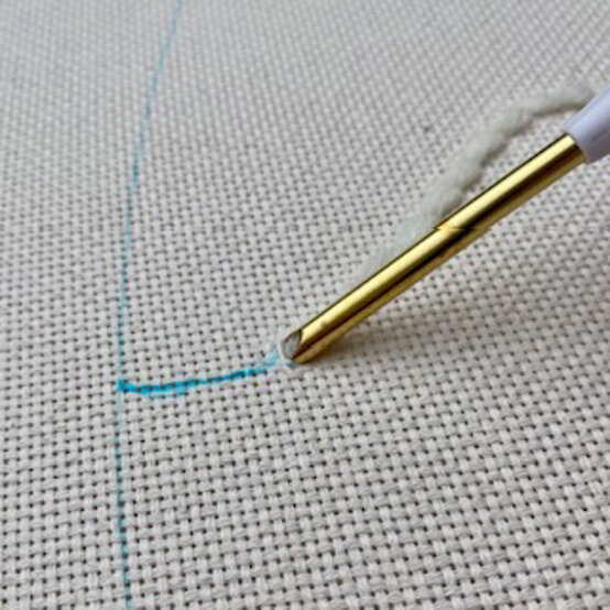 How to Make a Punch Needle Christmas Pudding Footstool | Hobbycraft