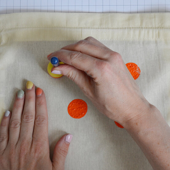 back-to-school-drawstring-bag-3.jpg?sw=554&q=85