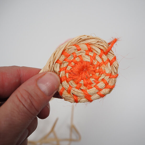 how-to-make-raffia-basket-2.jpg?sw=554&q=85