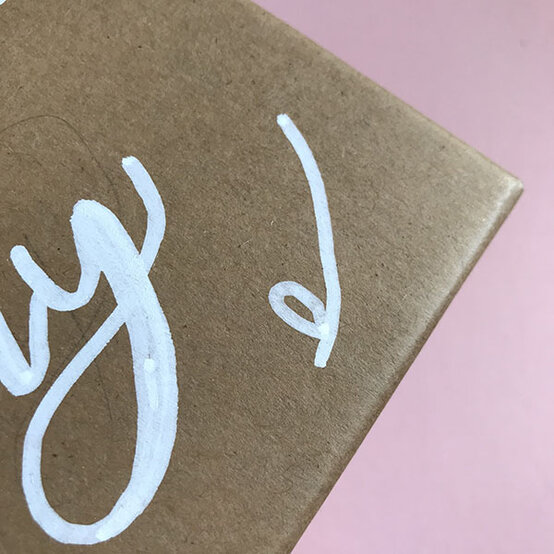 grass-bridesmaid-hamper-box4.jpg?sw=554&q=85