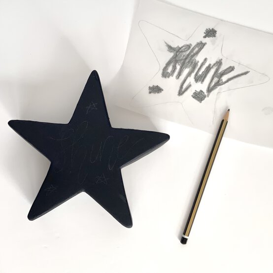 brush-lettered-tealight-holder_step-2.jpg?sw=554&q=85