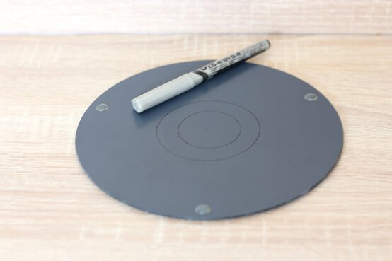 sun_mirror_marker_pen_1.jpg?sw=554&q=85