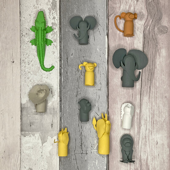 david-attenborough-peg-dolls_4.jpg?sw=554&q=85