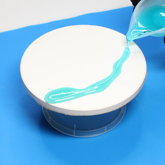 resinwave_step3.jpg?sw=554&q=85