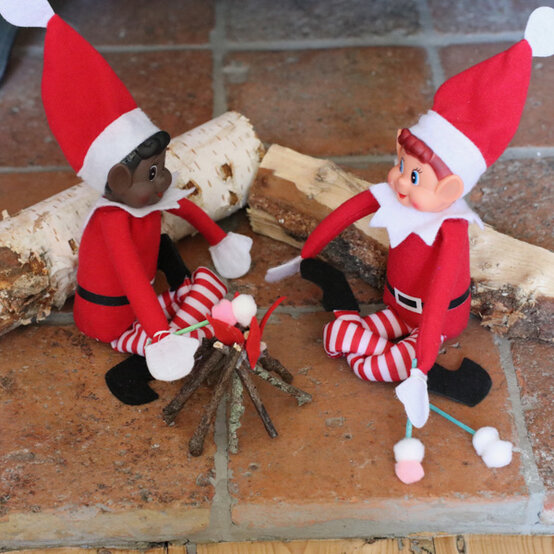 idea%5Fquick%2Dand%2Deasy%2Dchristmas%2Delf%2Dideas%5Fstep%2D03.jpg?sw=554&q=85