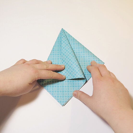 origami-christmas-tree-7b.jpg?sw=554&q=85