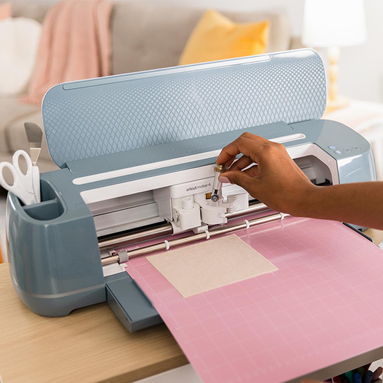 idea%5Fcricut%2Dbuying%2Dguide%5Fmaker4.png?sw=554&q=85