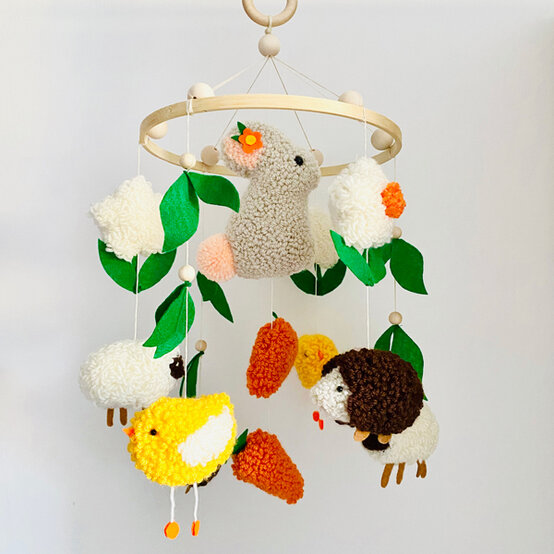 idea_get-started-in-punch-needle-ideas_mobile.jpg?sw=554&q=85