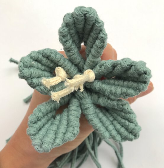 how_to_make_easter_macrame_wreath_16.jpg?sw=554&q=85