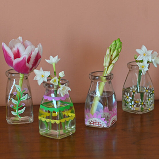 how-to-use-paint-markers_glass.jpg?sw=554&q=85