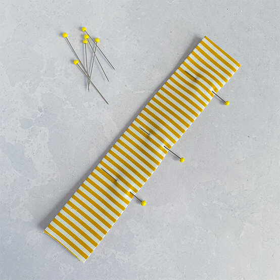 joules-door-stop-12c.jpg?sw=554&q=85