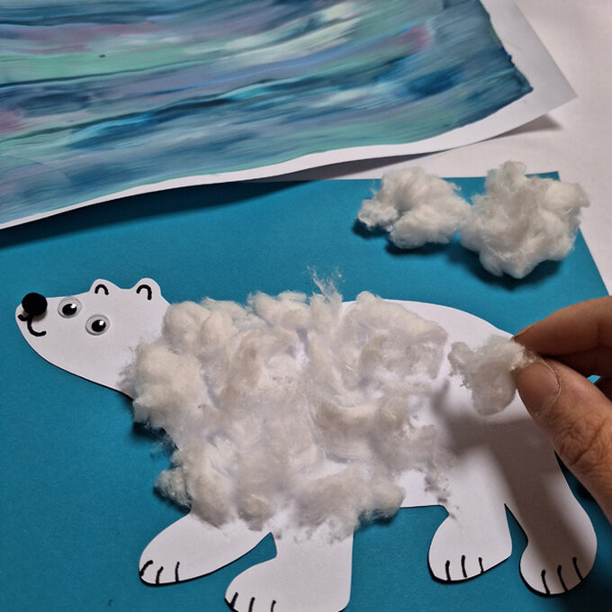 idea_how-to-make-a-polar-bear-print_step4a.jpg?sw=680&q=85