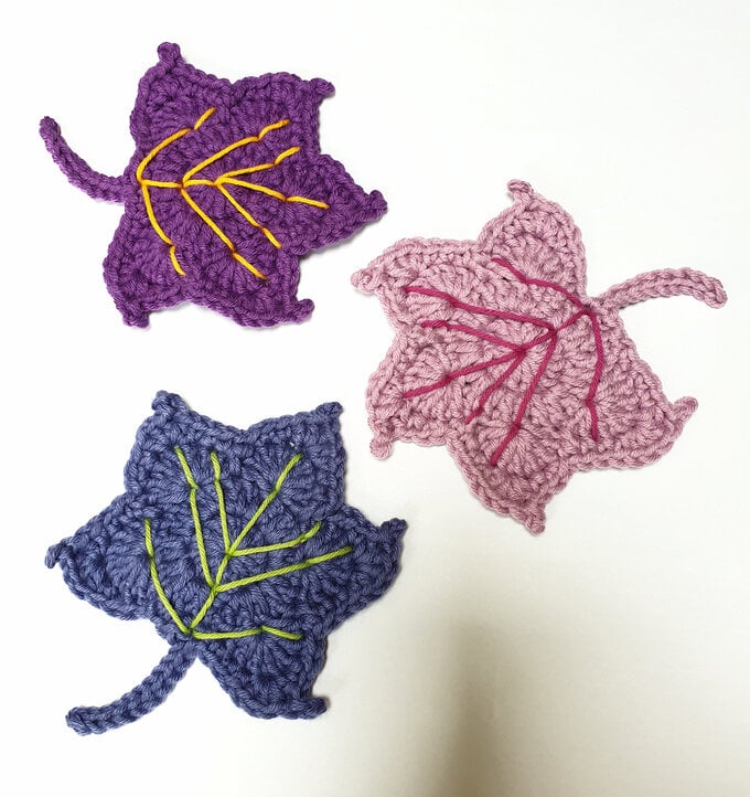 how-to-crochet-an-autumn-wreath-leaves-6.jpg?sw=680&q=85