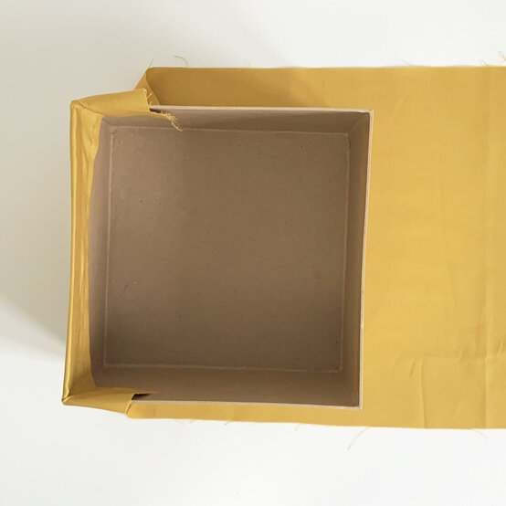 how_to_organise_your_home_office_with_-fabric_box_5.jpg?sw=554&q=85