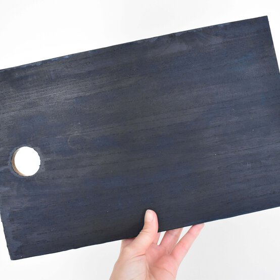 resin-cutting-board-step-9_3.jpg?sw=554&q=85