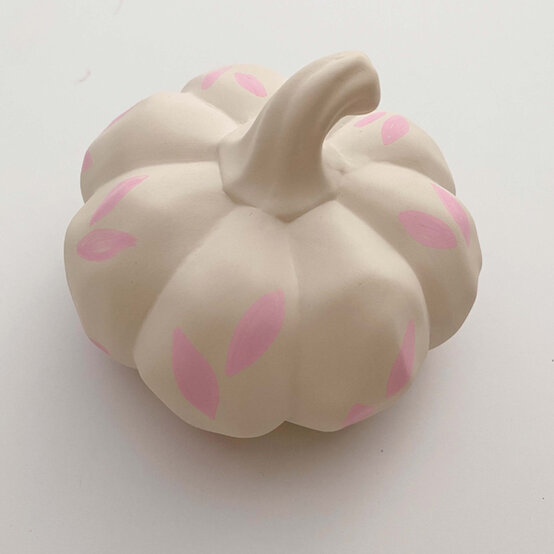 idea_ceramic-painted-pumpkins_1.jpg?sw=554&q=85