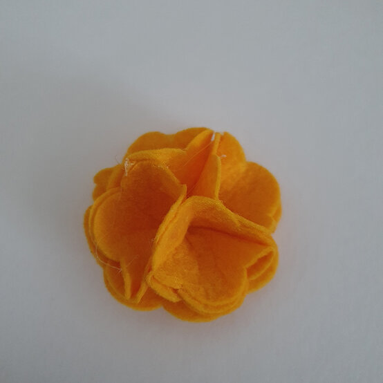 cricut-how-to-make-a-floral-headband-step9.5.jpg?sw=554&q=85