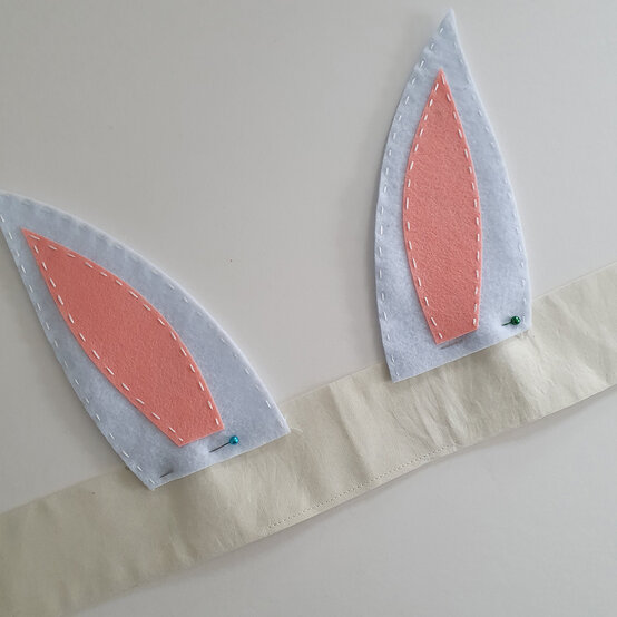 cricut-how-to-make-a-floral-headband-step12.7.jpg?sw=554&q=85