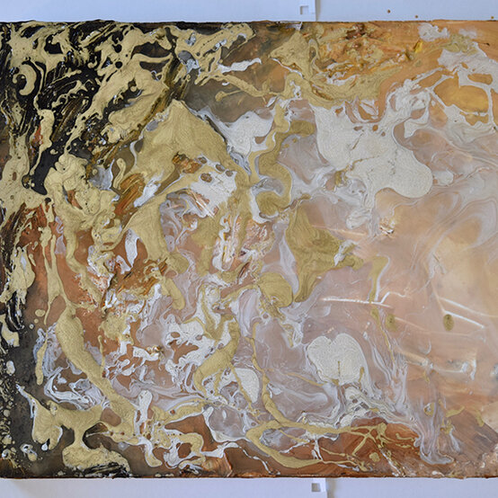 sophie-bridgland-experiement-acrylic-12.jpg?sw=554&q=85