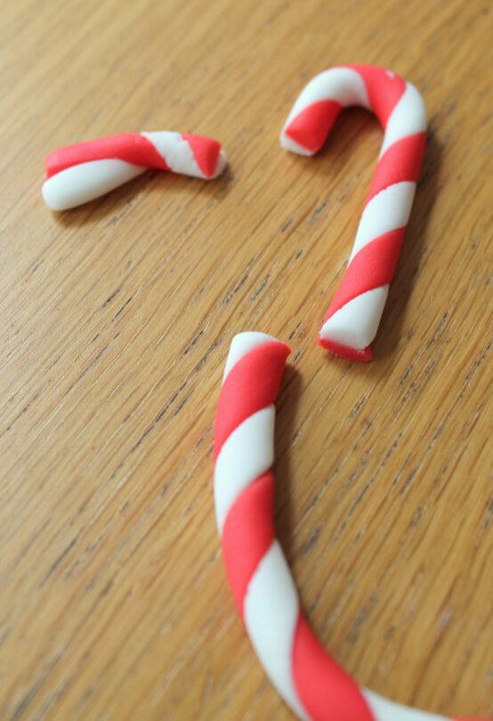 cupcake-christmas-tree11.jpg?sw=554&q=85