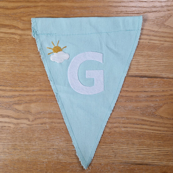 idea%5Fembroidered%2Dkids%2Dbunting%5Fstep%2D01.jpg?sw=554&q=85