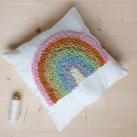 rainbow_punch_needle_cushion10.jpg?sw=554&q=85