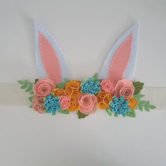 cricut-how-to-make-a-floral-headband-step14.jpg?sw=554&q=85