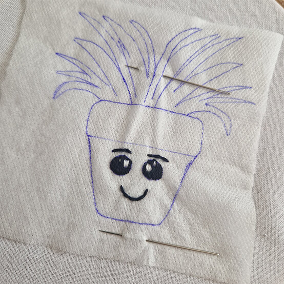 how-to-make-embroidery-patches_plant-1b.jpg?sw=554&q=85