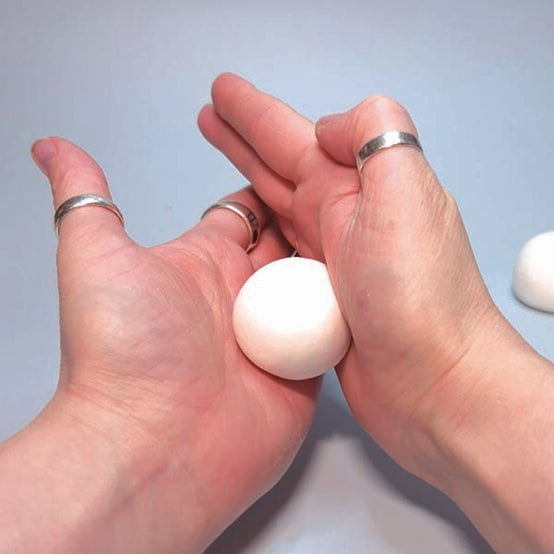 ideas%5Fclay%2Dcharacter%2Dprojects%2Dfor%2Dkids%5Fpanda%5Fstep%2D1b.jpg?sw=554&q=85