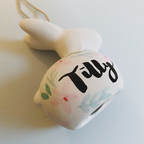 personalised_bunny_step_4.jpg?sw=554&q=85