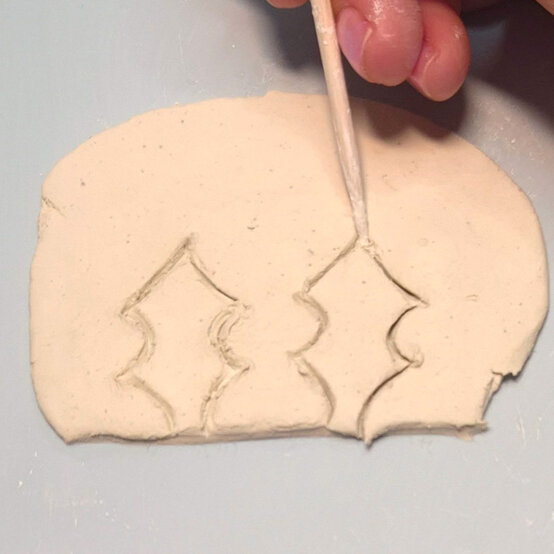 idea%5Fnovelty%2Dchristmas%2Dtree%2Ddecorations%5Fstep%2D16.jpg?sw=554&q=85