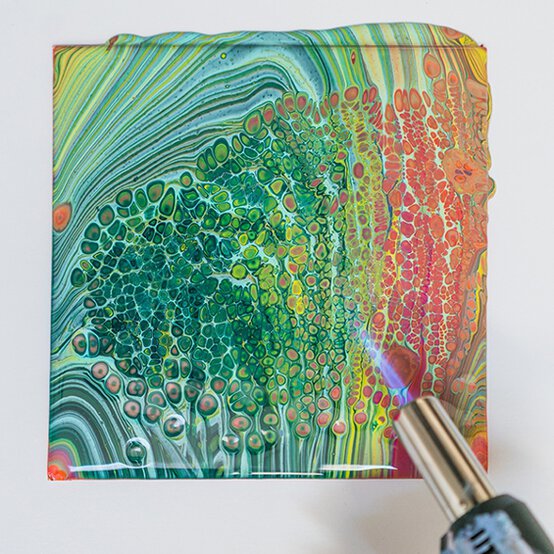 fluid-art-step-3_6.jpg?sw=554&q=85