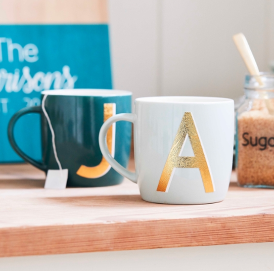 cricut-how-to-make-a-personalised-letter-mugsquare.png?sw=554&q=85