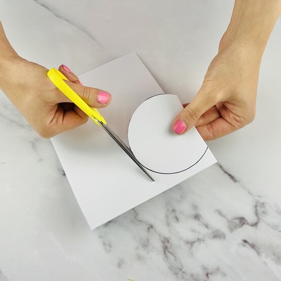 Felt-Pumpkin-2.jpg?sw=554&q=85