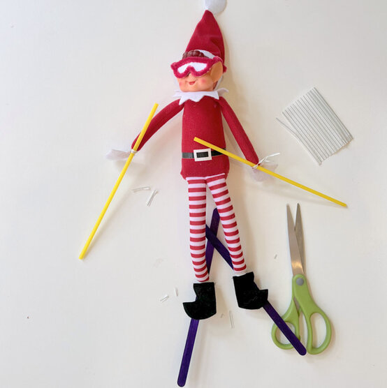 idea%5Fquick%2Dand%2Deasy%2Dchristmas%2Delf%2Dideas%5Fstep%2D35.jpg?sw=554&q=85