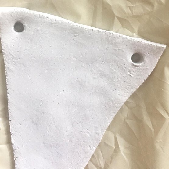 clay-bunting-2.jpg?sw=554&q=85