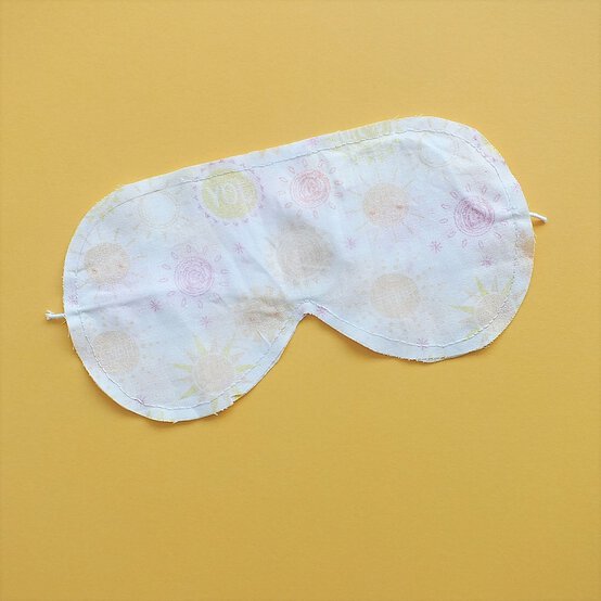 pamper_hamper_sleep_mask_template_step_3.jpg.jpg?sw=554&q=85
