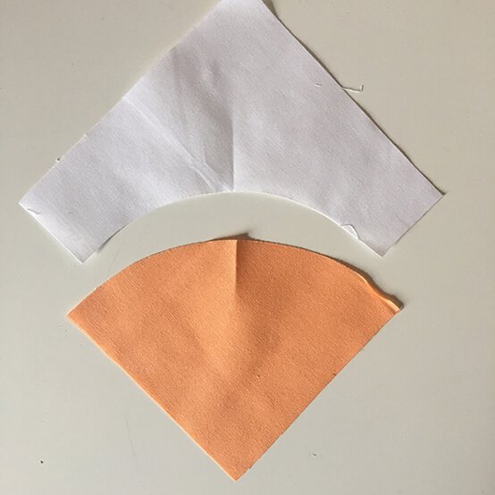 modern-quilted-wall-hanging-step1.jpeg?sw=554&q=85