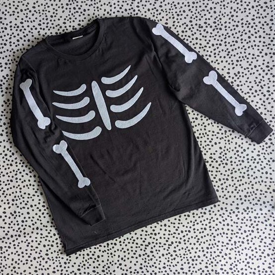 Skeleton%20dress%20up%5FLifestyle1.jpg?sw=554&q=85